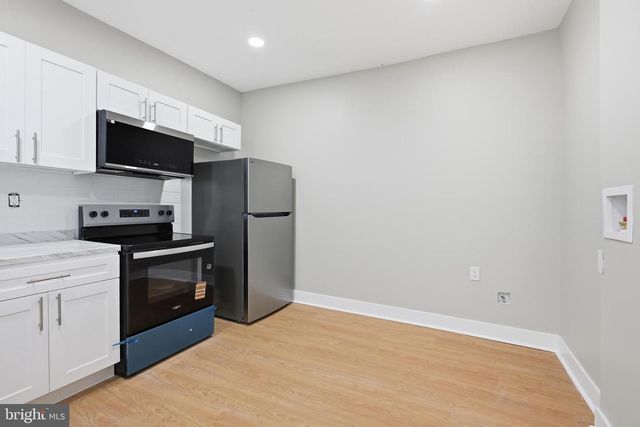 357 MANTUA AVE, Paulsboro, NJ 08066