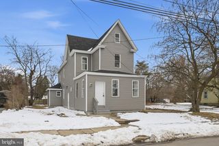 357 MANTUA AVE, Paulsboro, NJ 08066