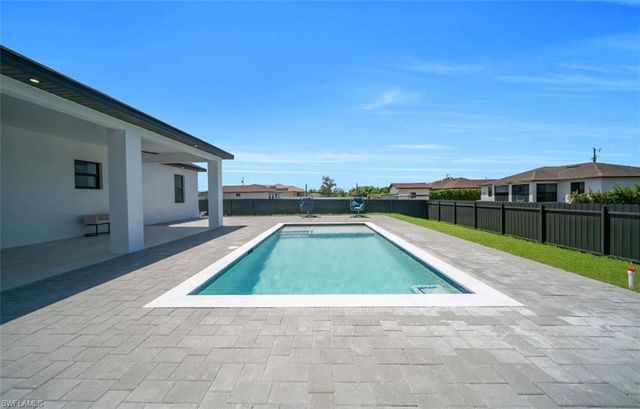 3010 13th ST SW, Lehigh Acres, FL 33976