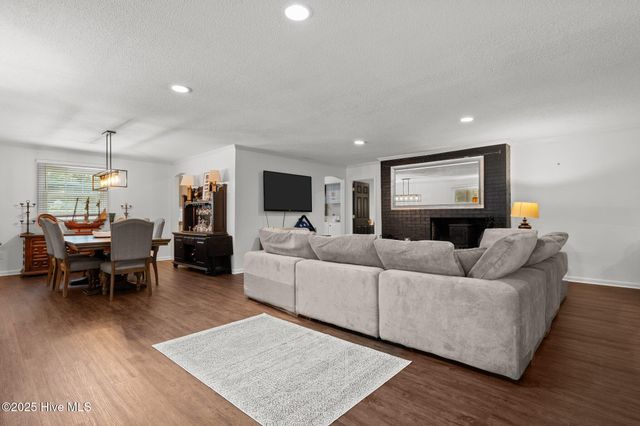 140 One Down Street, Southern Pines, NC 28387