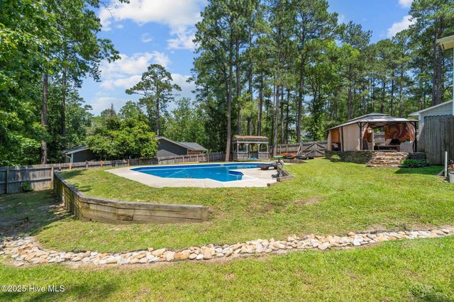 140 One Down Street, Southern Pines, NC 28387