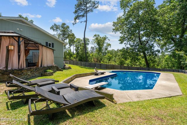 140 One Down Street, Southern Pines, NC 28387