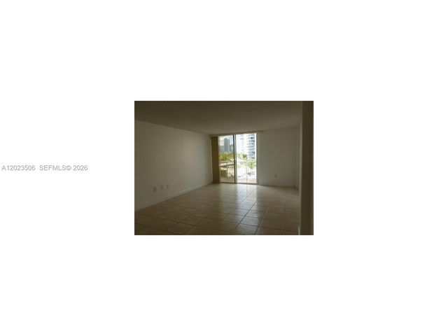 150 SE 25th Rd 5E, Miami, FL 33129