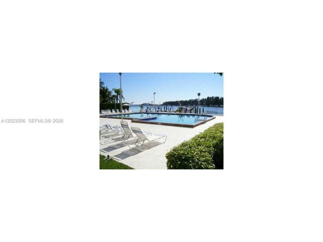 150 SE 25th Rd 5E, Miami, FL 33129