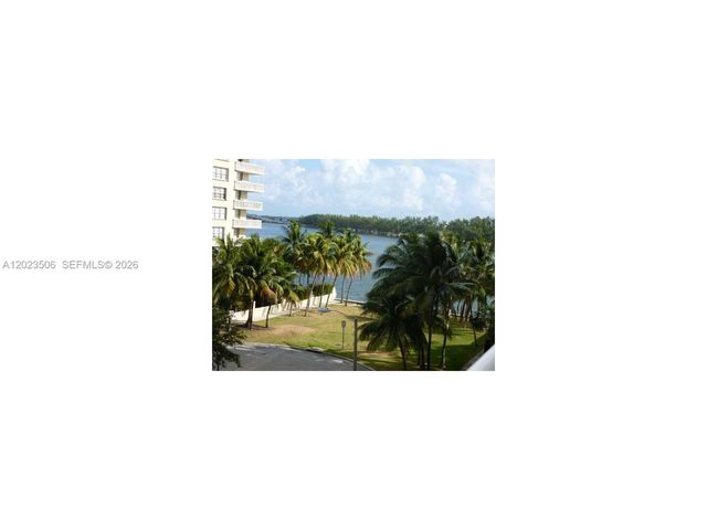 150 SE 25th Rd 5E, Miami, FL 33129