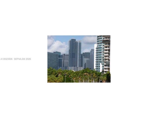 150 SE 25th Rd 5E, Miami, FL 33129