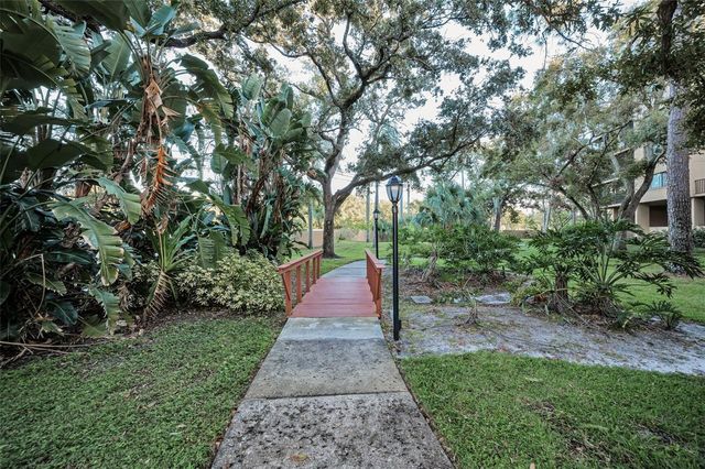 3062 EASTLAND BOULEVARD 105, Clearwater, FL 33761