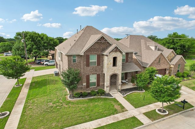 7104 Chelsea Drive, North Richland Hills, TX 76180