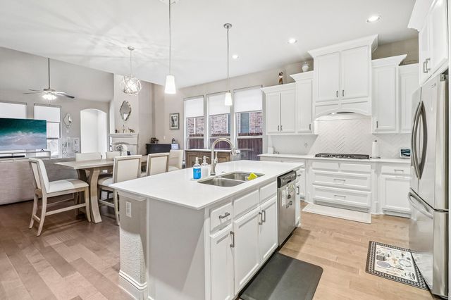 7104 Chelsea Drive, North Richland Hills, TX 76180