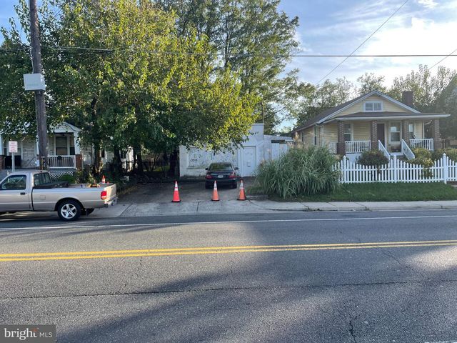 4619 ADDISON RD, Capitol Heights, MD 20743
