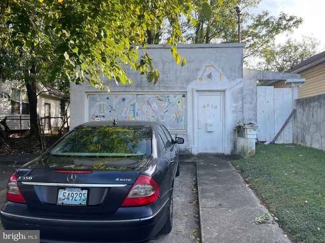 4619 ADDISON RD, Capitol Heights, MD 20743