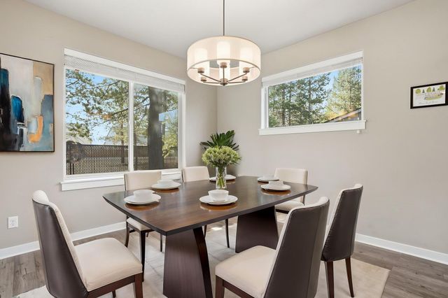 16507 Charlotte Day Drive, La Pine, OR 97739