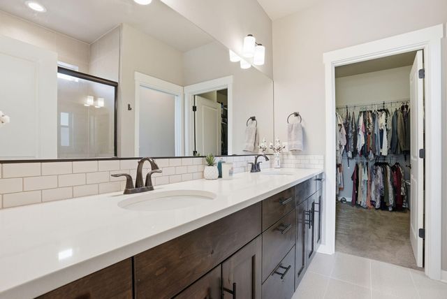 16507 Charlotte Day Drive, La Pine, OR 97739