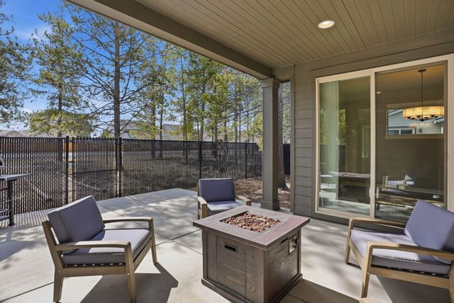 16507 Charlotte Day Drive, La Pine, OR 97739