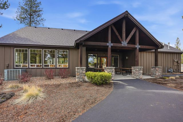 16507 Charlotte Day Drive, La Pine, OR 97739