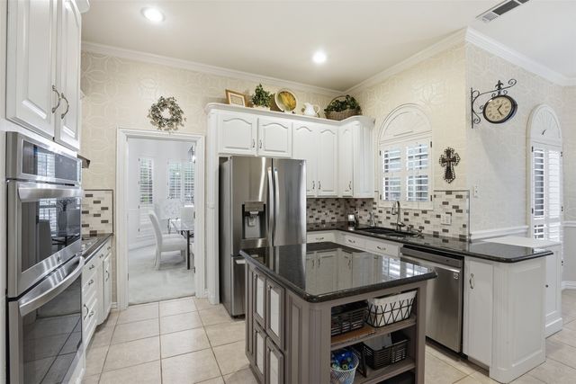 6706 Nantucket Lane, Arlington, TX 76001