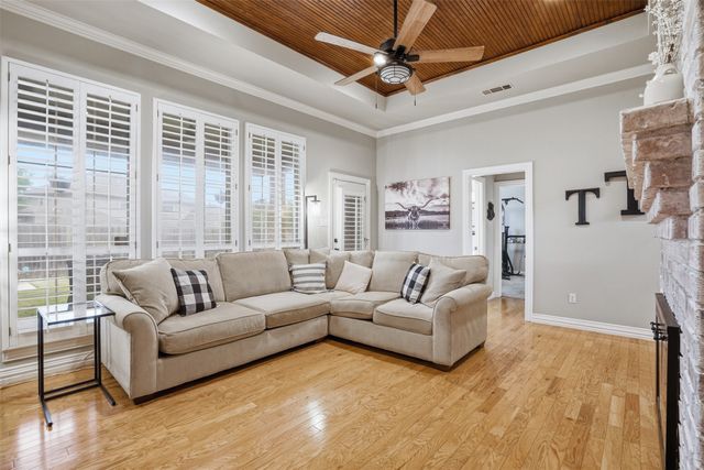 6706 Nantucket Lane, Arlington, TX 76001