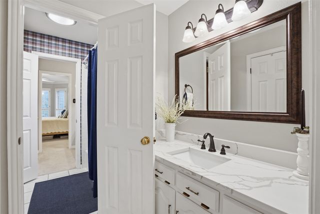 6706 Nantucket Lane, Arlington, TX 76001