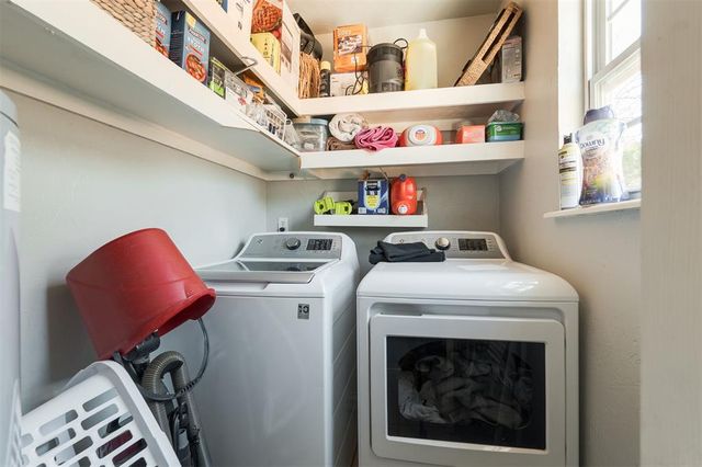 329302 E 1022 Road, Harrah, OK 73045