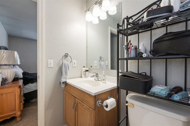 329302 E 1022 Road, Harrah, OK 73045