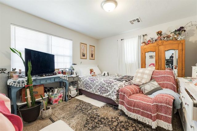 329302 E 1022 Road, Harrah, OK 73045