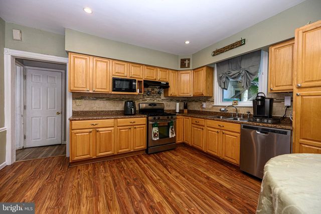 5 WHITEMARSH AVE, Glenside, PA 19038