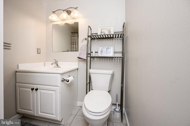 5 WHITEMARSH AVE, Glenside, PA 19038