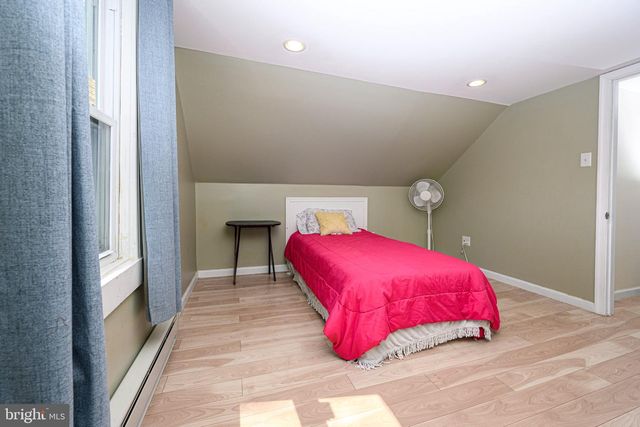 5 WHITEMARSH AVE, Glenside, PA 19038