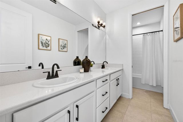 6967 TALAMORE DR, Wesley Chapel, FL 33545