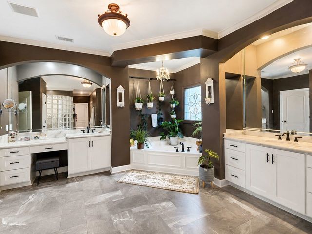 9495 HEDGEGROVE CV, Germantown, TN 38139