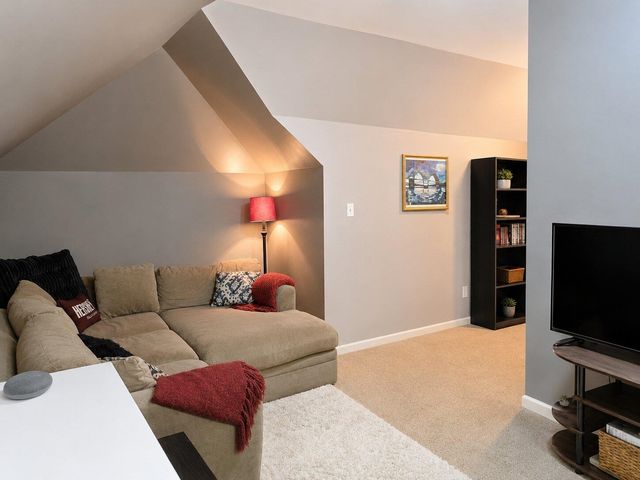 9495 HEDGEGROVE CV, Germantown, TN 38139