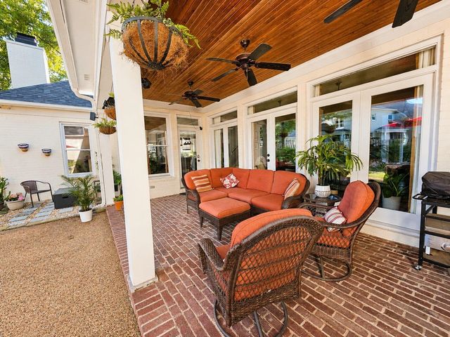 9495 HEDGEGROVE CV, Germantown, TN 38139