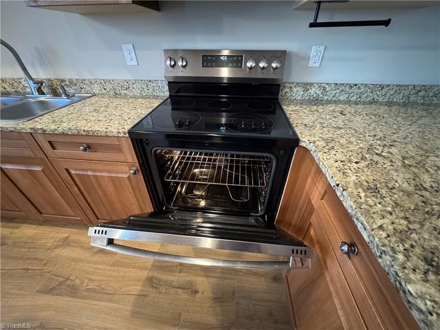 19 Nandina Drive, Greensboro, NC 27455