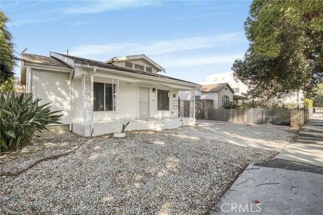 2947 West Boulevard, Los Angeles, CA 90016