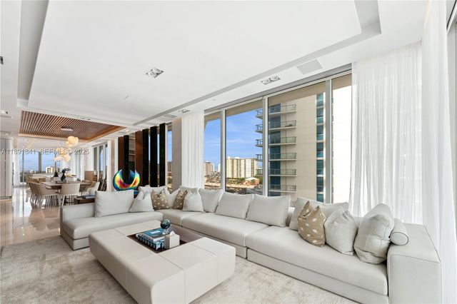 16901 Collins Avenue 805, Sunny Isles Beach, FL 33160
