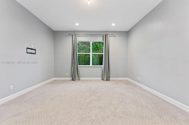 5071 Beland Dr, Lake Worth, FL 33467