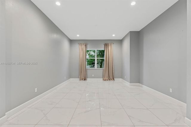 5071 Beland Dr, Lake Worth, FL 33467