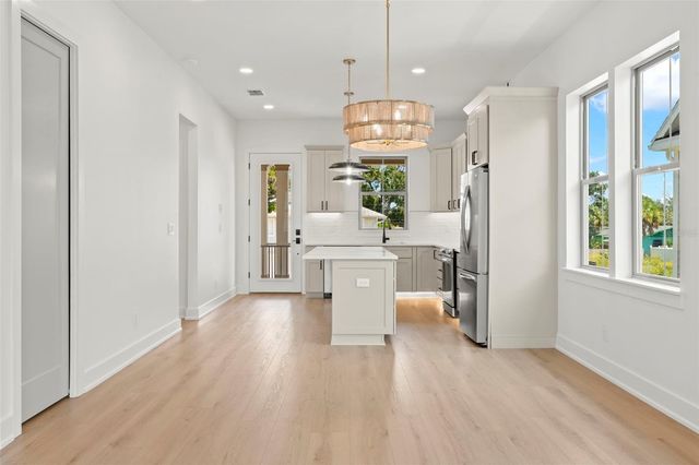 1858 MISSISSIPPI AVENUE NE, St Petersburg, FL 33703