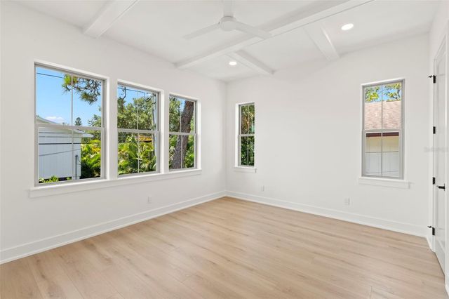 1858 MISSISSIPPI AVENUE NE, St Petersburg, FL 33703