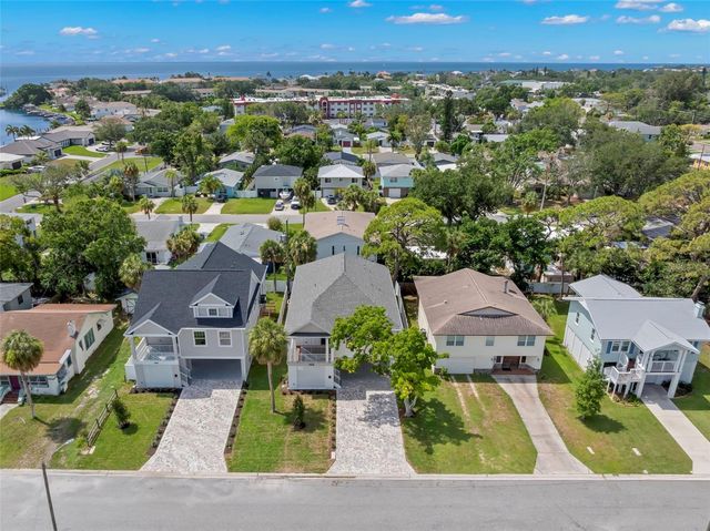 1858 MISSISSIPPI AVENUE NE, St Petersburg, FL 33703