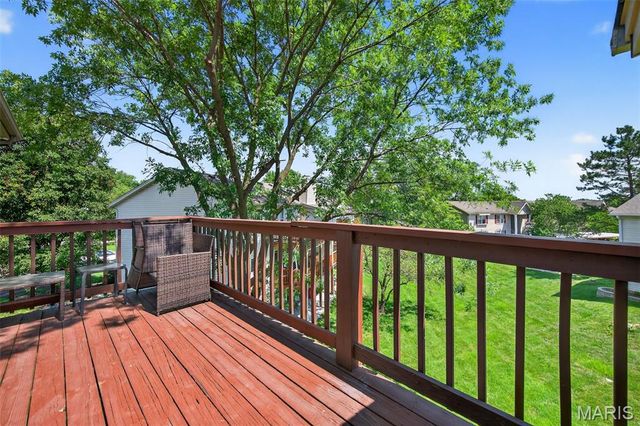 812 Sugar Valley Court 5, St Peters, MO 63376