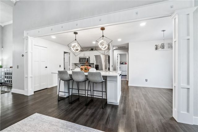 1505 Breckenridge Loop, Rogers, AR 72756