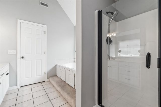 1505 Breckenridge Loop, Rogers, AR 72756