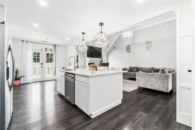 1505 Breckenridge Loop, Rogers, AR 72756