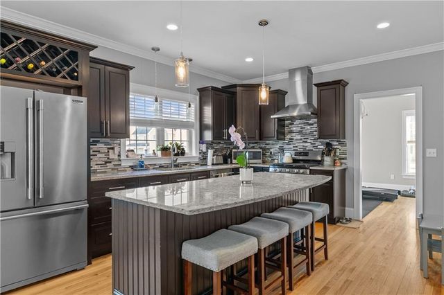 24 Randolph Way, Portsmouth, RI 02871