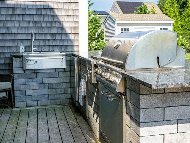 24 Randolph Way, Portsmouth, RI 02871