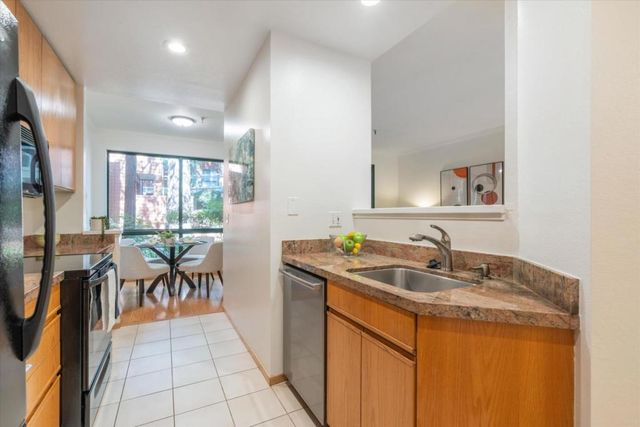 4250 El Camino Real B120, Palo Alto, CA 94306