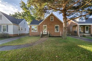 8017 Ackley Road, Parma, OH 44129