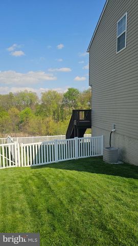 73 MENLENA CIR, Hanover, PA 17331
