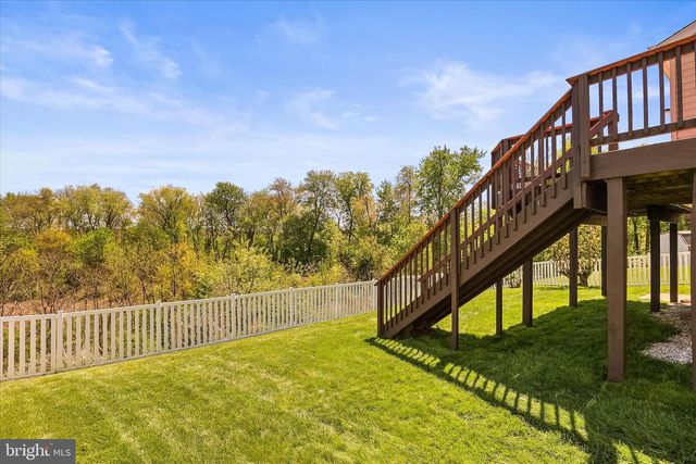 73 MENLENA CIR, Hanover, PA 17331